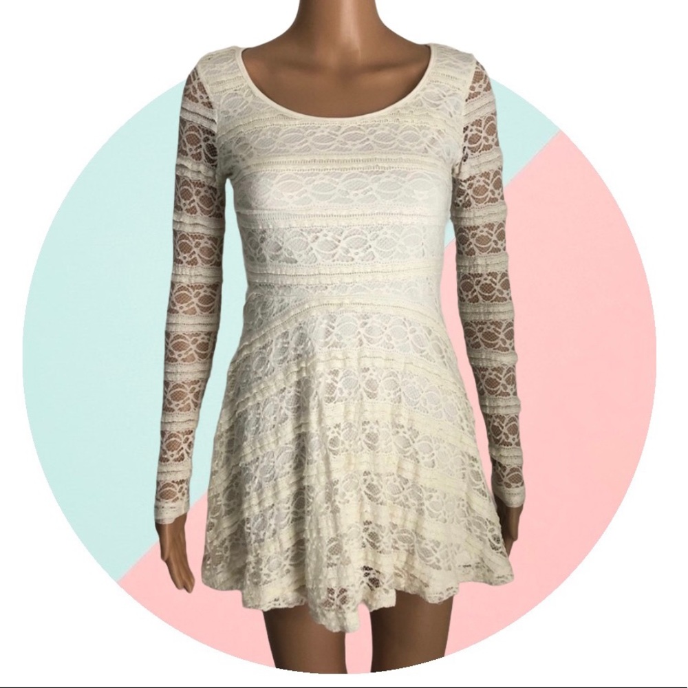 XXI White mini dress - Picture 1 of 8